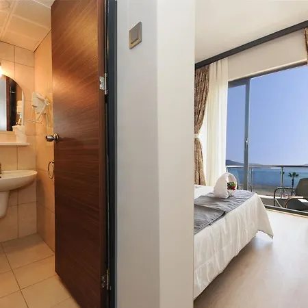 La Beirut 3*