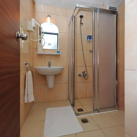 La Beirut Hotell 3*