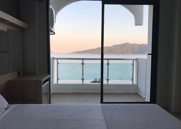 La Beirut 3* 말마리스
