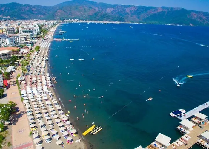 מלון La Beirut 3*